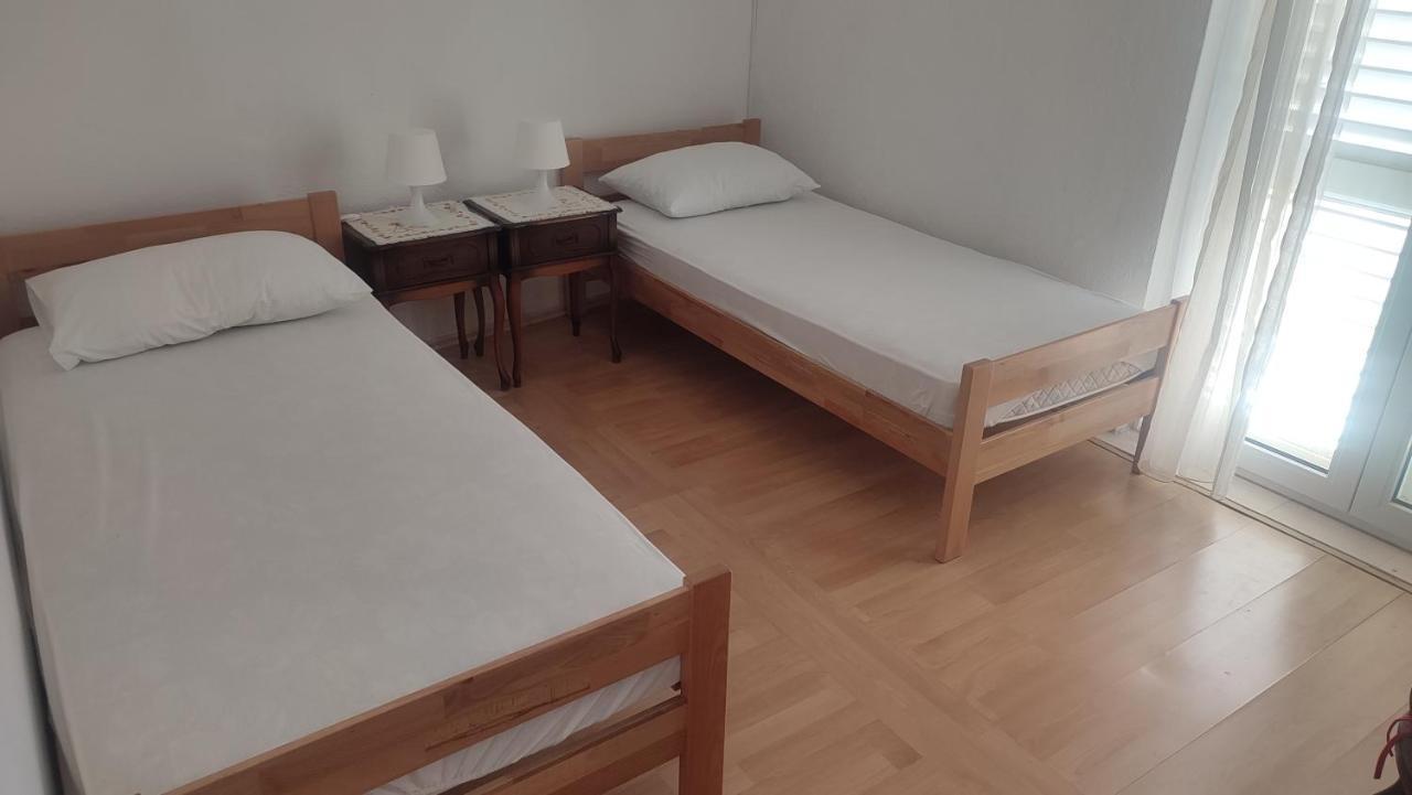 Apartmani Vinko Bol Eksteriør bilde