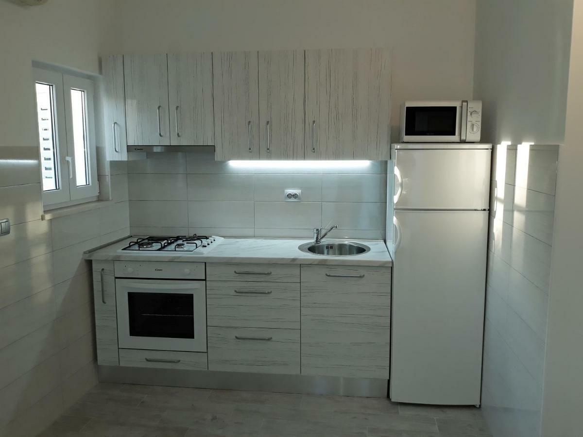 Apartmani Vinko Bol Eksteriør bilde